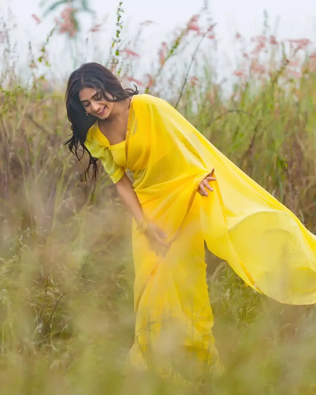 Beautiful Youtube Actress Nayani Pavani In Yellow Saree